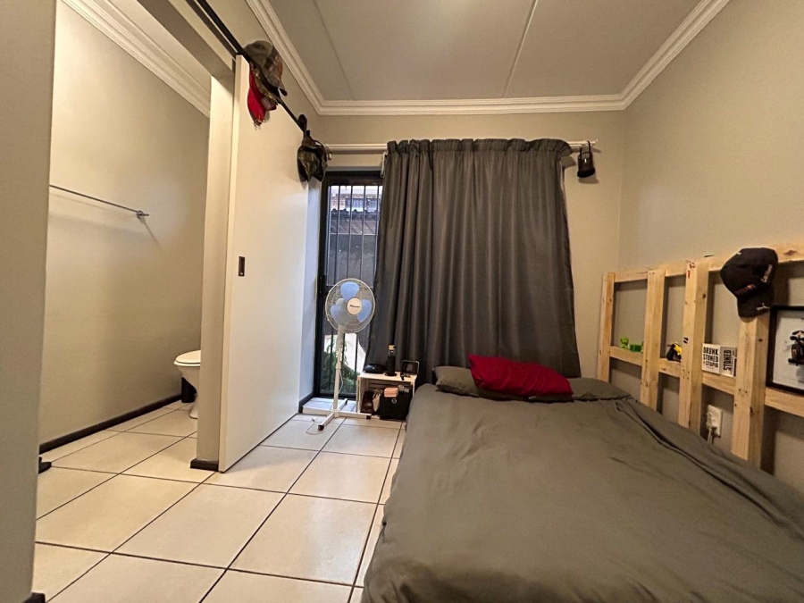 1 Bedroom Property for Sale in Die Bult North West